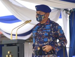 Kapolda Kalbar Pimpin Upacara HUT Polairud ke-72 Tahun 2022
