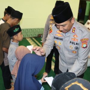 Khotmil Qur’an 30 Jus Serentak Se- Polda Metro Jaya, Polrestro Tangerang Kota Santuni 30 Yatim