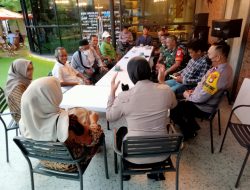 Kapolsek Tambun Gelar Silaturahmi Ngopi Bareng Bersama Babinsa Koramil 01 Tambun