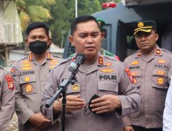Polda Metro Jaya Adakan Bhakti Kesehatan Untuk Warga Slum Area Cilandak
