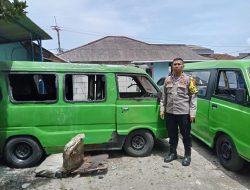 Alami Konsleting Listrik, Sebuah Angkot Terbakar di Tamansari Bogor, Pihak Kepolisian Lakukan Penanganan
