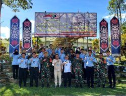 Satgas Pamtas RI-Malaysia Yonarmed 19/105 Trk Bogani Terima Kunjungan Kantor Imigrasi Sanggau