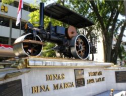 Aktivis Bersama Tokoh Masyarakat Kecam Keras, Terhadap Proyek Preservasi Jalan Cikampek Bandung