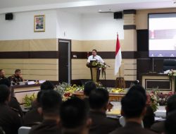 Jaksa Agung ST Burhanuddin Mengimbau di Masa Transisi Pelaksanaan KUHP Baru Untuk Dilakukan Internalisasi Secara Efektif, Kontinyu dan Masif di Seluruh Satuan Kerja