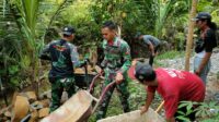 Wujud Solidaritas Di Perbatasan, Satgas Pamtas Yonif 645/Gty Karya Bhakti Pembangunan Tempat Wudhu Masjid