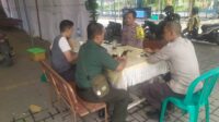 Jelang Natalru Babinsa Koramil 01 Tambun Bersama Personil Gabungan Cek Pengamanan di Gereja HKBP