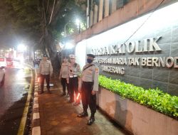 Ciptakan Rasa Aman, Polres Metro Tangerang Kota Lakukan Pengamanan Gereja Bervariatif