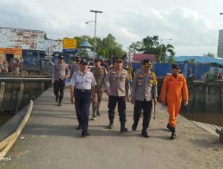 KAPOLRES KAYONG UTARA SELALU PASTIKAN KESIAPAN PERSONIL DI POS PENGAMAN TERPADU MALAM NATAL 2022