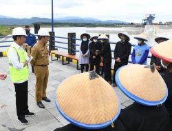 Momen Petani Curhat kepada Presiden Jokowi