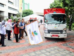 Mensos Lepas 50 Ton Beras Donasi Dunia Usaha dan Para Dermawan Untuk Gempa Cianjur