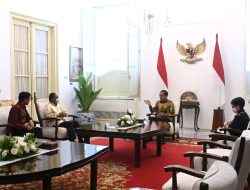 Presiden Jokowi Terima Menteri Luar Negeri Malaysia di Istana Merdeka