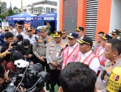 Jelang Pergantian Tahun, Menhub dan Menko PMK Tinjau Kawasan Puncak Bogor