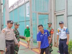 Babinsa Koramil 12 Serangbaru Kuatkan Sinergi Pengamanan dengan Lapas Kelas IIA Cikarang