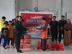 Bakti Sosial Brimob Kalbar kepada Anak Panti Dan Gereja Khatolik Santo Fransiskus