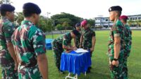 Danlantamal XIV Mengambil Sumpah Panitia Penerimaan Calon Bintara Dan Tamtama TNI AL TA. 2023 Panda Sorong