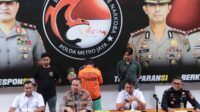 POLDA METRO JAYA UNGKAP KASUS HOME INDUSTRI PEMBUATAN CAIRAN LIQUID NARKOTIKA JARINGAN INTERNASIONAL