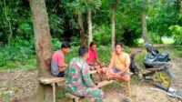 Melalui Kegiatan Anjangsana Babinsa Koramil 13 Kedungwaringin Tekankan Pentingnya Keamanan Lingkungan