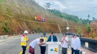 Presiden Jokowi Resmikan Jalan Pintas Batas Kota Singaraja-Mengwitani