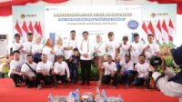 Selesaikan Masalah di Tiga Lokasi, Menteri ATR/Kepala BPN Serahkan 288 Sertipikat Redistribusi Tanah