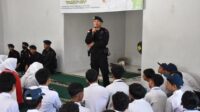 Demi Ciptakan Generasi Penerus Bangsa Brimob Kalbar Gelar Go To School di Salah Satu Sekolah Wilayah Kuburaya