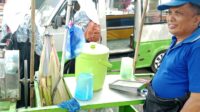 Es Sari Tebu Yang Segar dan Menyehatkan, Jangan Lewatkan Mampir Didepan Pasar Cibadak Sukabumi