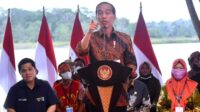 Serahkan SK Hutan Sosial dan TORA, Presiden Jokowi: Manfaatkan untuk Kesejahteraan
