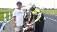 Satlantas Polres Sampang Dalam Rangka Menjaga Ketentraman Dan kenyamanan Dalam Berkendara