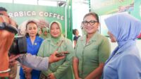 Ketua Persit Daerah XVII/Cenderawasih Harap UMKM Bang Pace Korem 172/PWY Jadi Salahsatu Oleh-oleh Papua
