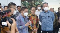 Pengukuhan Pengurus APTIKNAS di Rangkaian Grand Launching PIDI 4.0