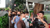 Usai Menjalani Pemeriksaan KPK, Wahono Saputro Kembali Bungkam Di Depan Media