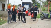 Brimob Kalbar Berbagi Sesama Dalam Program Jum”at Berkah