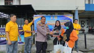 Jumat Berkah, Biro SDM Polda Riau Gelar Jumpe Romansa dengan Sasaran Pasukan Kuning