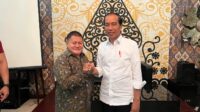 PERTEMUAN RELAWAN DENGAN JOKOWI TIDAK MEMBAHAS PIGUR CAPRES