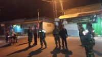 Cegah Kejahatan Jalanan Babinsa Koramil 11 Pebayuran Sisir Lokasi Rawan