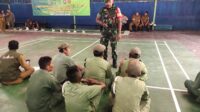 Cegah Radikalisme Babinsa Koramil 01 Tambun Berikan Wawasan Kebangsaan Linmas Desa Sriamur