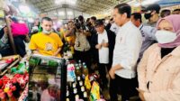 Presiden Cek Harga Sejumlah Bahan Pokok di Pasar Tramo