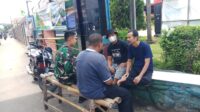 Babinsa Koramil 01 Tambun Laksanakan Komsos Guna Aktifkan Kegiatan Kantibmas