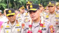 Sertijab Kapolda Lama Irjen Pol Fadil Imran Menyerahkan Jabatannya Kepada Kapolda Baru Irjen Pol Karyoto