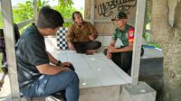 Tingkatkan Kamtibmas Babinsa Koramil 01 Tambun Sambangi Warganya