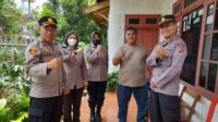 Berikan Rasa Aman saat Perayaan Wafat Isa Almasih, Polsek Sumedang Selatan Lakukan Pengamanan Di Gereja