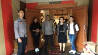 Berikan Rasa Nyaman Saat Beribadah, Polsek Jatinangor Gelar Pengamanan Peringatan Wafatnya Isa Al-Masih Jemaat GEIS
