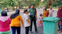 Peduli Akan Kondisi Wilayah, Babinsa Jebres Rutin Laksanakan Patroli