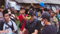 Polres Sumedang Bersama Sat Pol PP Kabupaten Sumedang Lakukan Penyegelan Warung Remang-Remang Di Ujungjaya