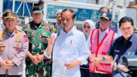 Tinjau Pelabuhan Merak, Presiden Pastikan Kesiapan Arus Mudik 2023
