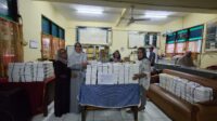 SMPN 1 Tambun Selatan Berbagi Takjil Nasi Box Makanan Siap Saji Untuk Warga Sekitar Sekolah