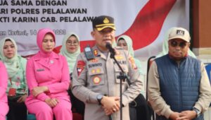 Sinergitas Berbagi Sembako Polres Pelalawan, Pengadilan Negeri, Kejaksaan Negeri, Bhayangkari dan Dharmayukti Karini