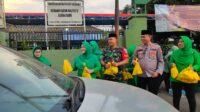 Ramadhan Berkah Koramil Bersama Polsek Serangbaru Bagikan Ratusan Takjil
