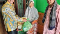 Bentuk Rasa Sukacita, H.T.Rusli Ahmad Berikan Bingkisan Kepada Sesepuh NU, Anak Yatim dan Wartawan Mitra Santri Tani NU