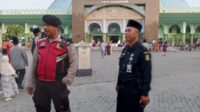 Antisipasi Guantibmas, Anggota Polsek Tangerang Lakukan PAM Sholat Ied di Masjid Al Azhom