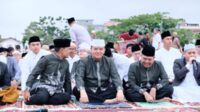 Ribuan Masyarakat Kota Pekanbaru Laksanakan Sholat Idul Fitri 1444 H di Lapangan Mapolda Riau